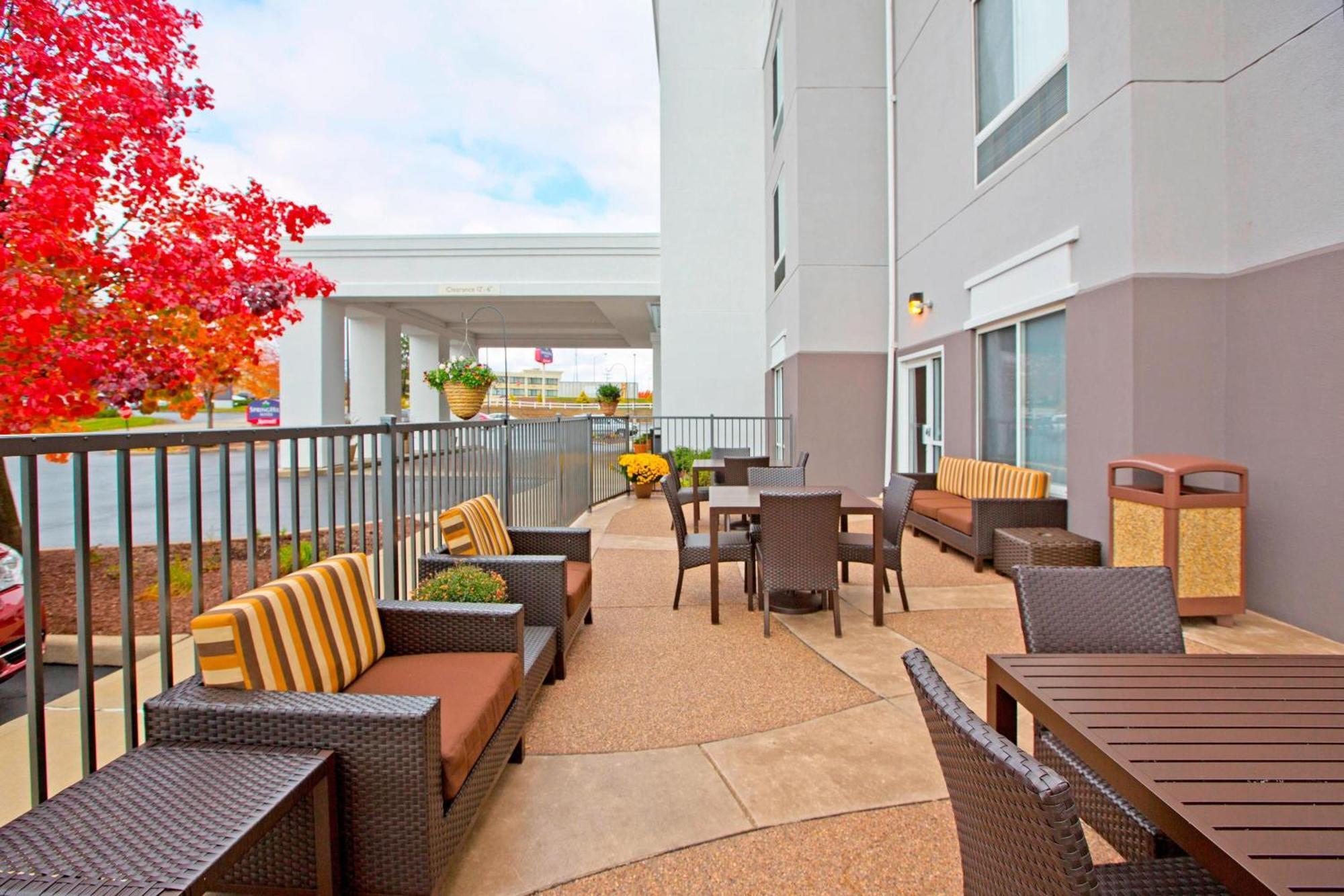 Springhill Suites Pittsburgh Монровил Екстериор снимка