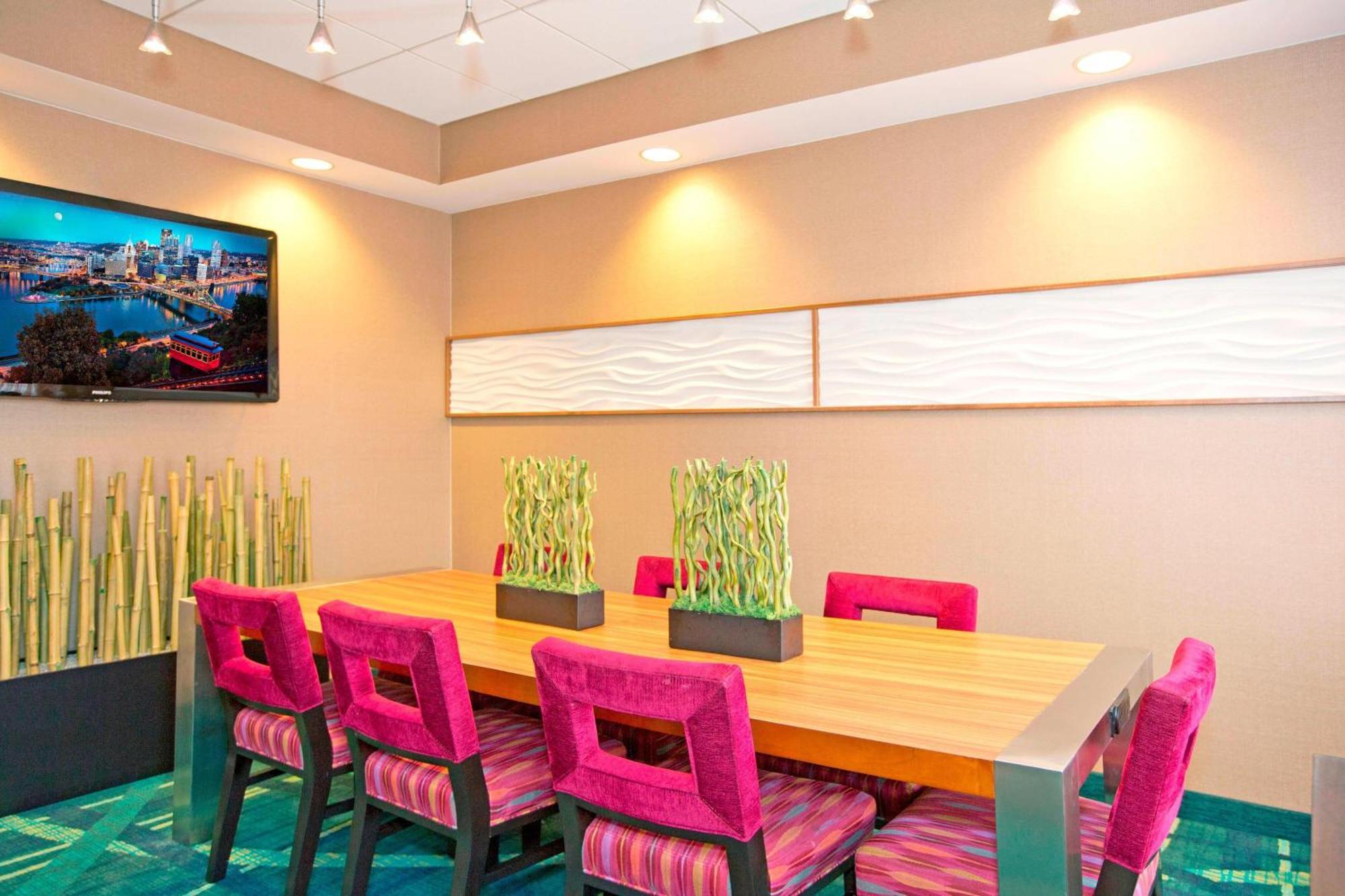 Springhill Suites Pittsburgh Монровил Екстериор снимка