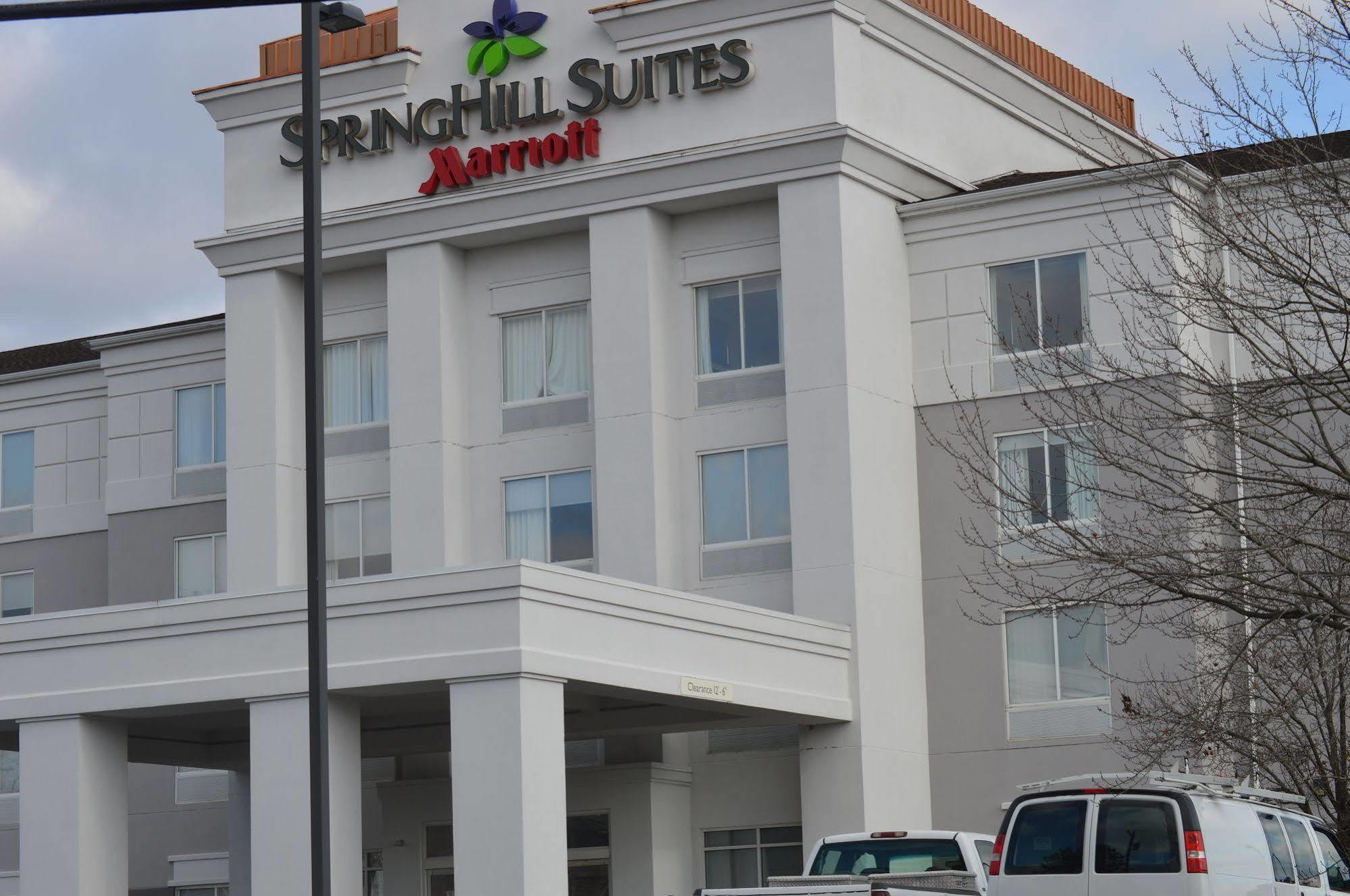 Springhill Suites Pittsburgh Монровил Екстериор снимка